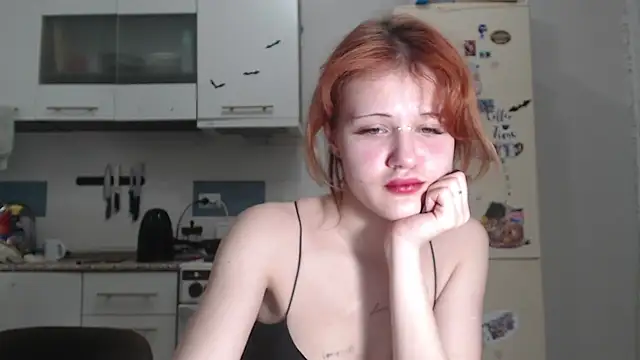 XXX chat uživo modela SolarAdrienne