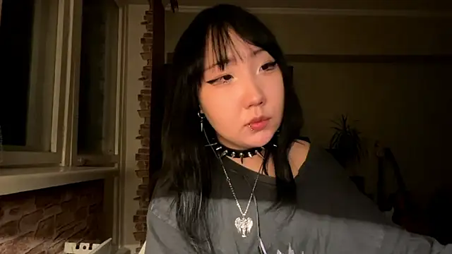 Yunananaa – Live XXX-chat