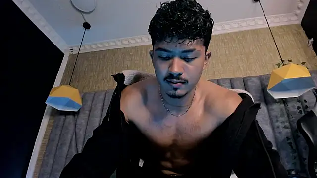 XXX chat uživo modela NicolaiKarav