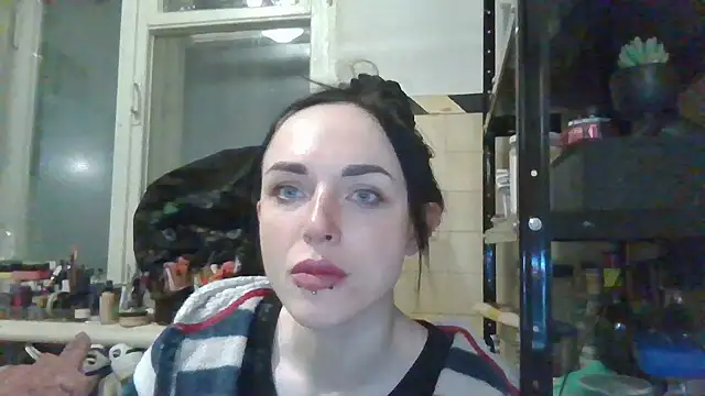 دردشة Trinsy_Love الجنسية المباشرة