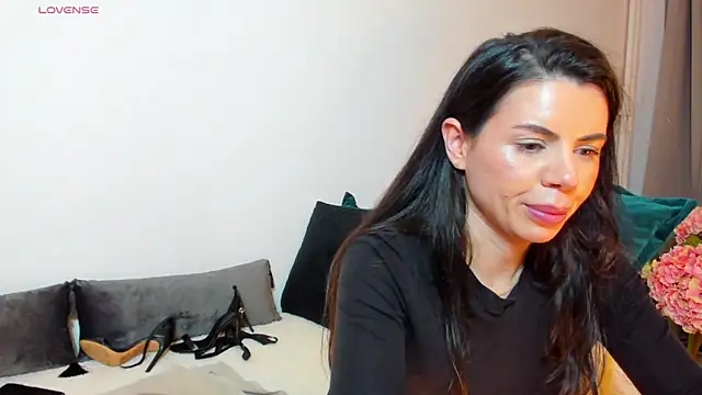 SeductiveBella's Live XXX Chat