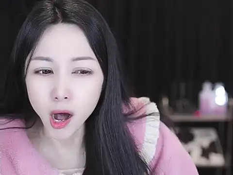 Nuyoah-77 Obrolan Langsung XXX