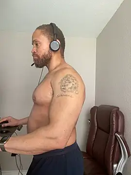 Fathero1time webkamerás műsora