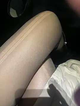 petoysn Live XXX chat