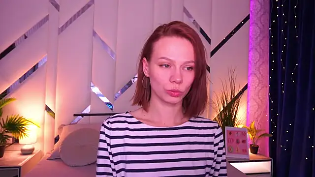 ShyySiren লাইভ XXX চ্যাট