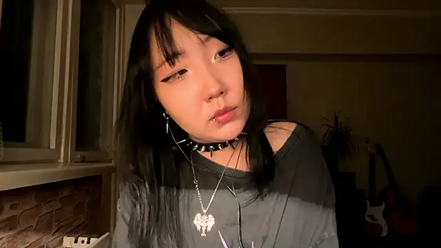 Yunananaa's Live XXX Chat