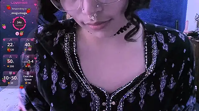 NinaYellow's Live XXX Chat