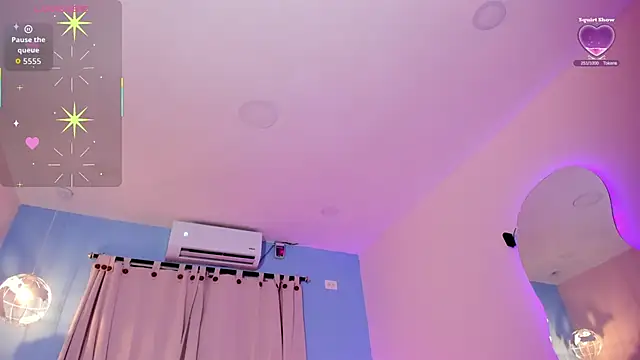 LOU_22_ Live XXX-chat