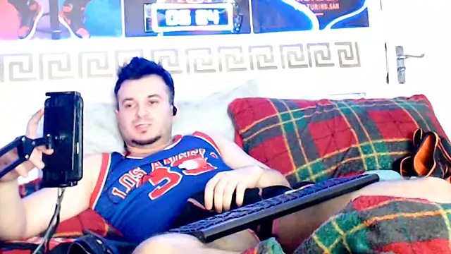 Chatroom XXX en direct de FuckToyBoy69