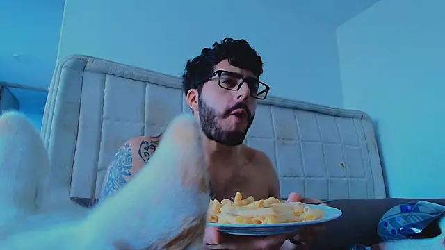 Chat XXX en directo de thomas_gun