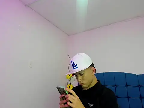 Chat XXX en directo de Ailanys_Miller