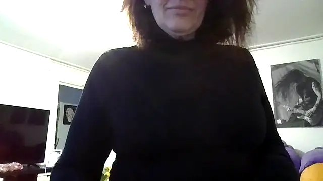 RubyyRosee লাইভ XXX চ্যাট