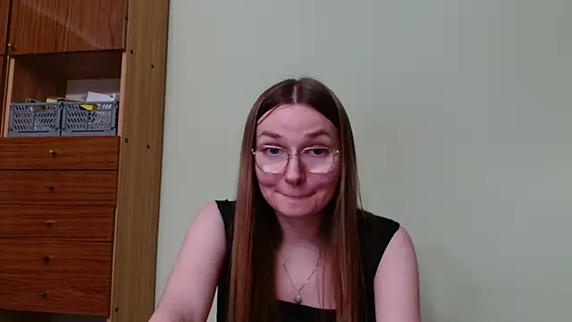 LooveELLYx 即時 XXX 聊天