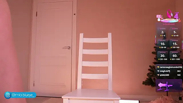 Miablueye 即時 XXX 聊天