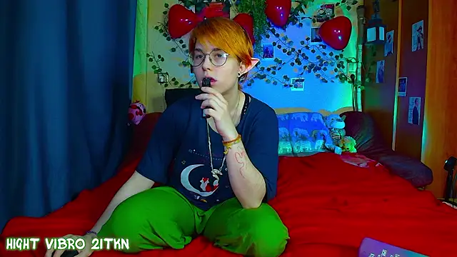 TrickyKitsune Chat XXX live