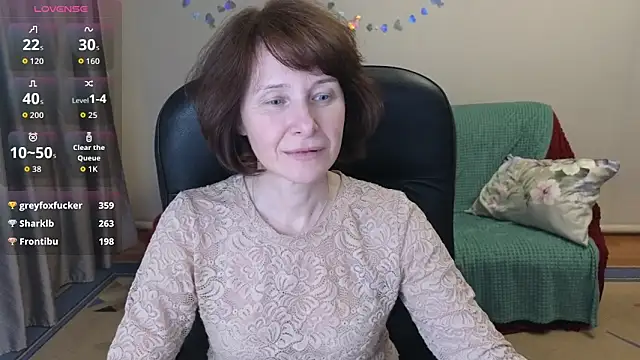 Lia_Tito: онлайн-секс-чат