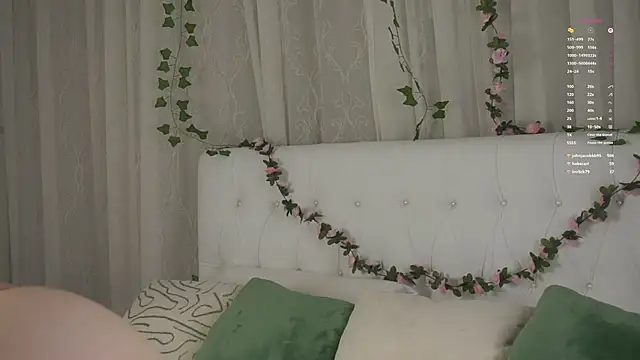 MelodyBaur 现场XXX聊天