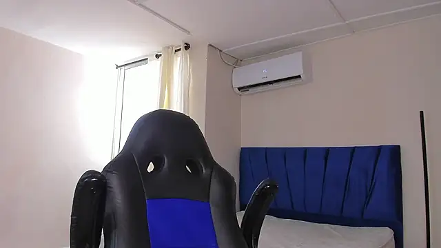 adam_smiith1 网络视讯表演