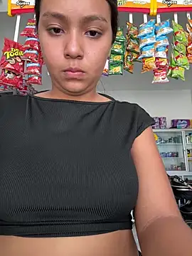 Baby_morena12 现场XXX聊天