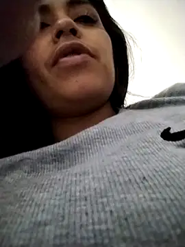 Aisha_09 Chat XXX live