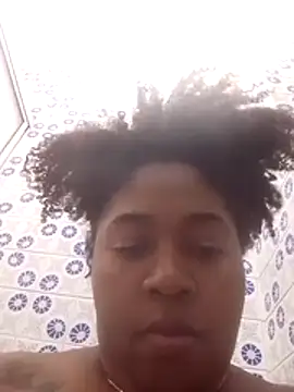 Megan-SmallのライブXXXチャット