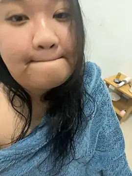 -Lykasa- Pertunjukan Webcam