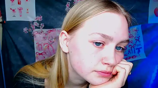 Chat +18 de MademoiselleCl ao vivo