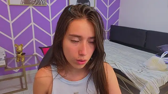 Онлайн чат XXX Adhara_Kitten