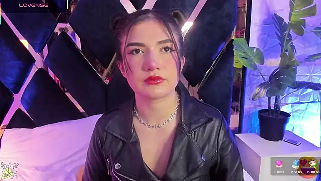 Valery_Brand's Live XXX Chat