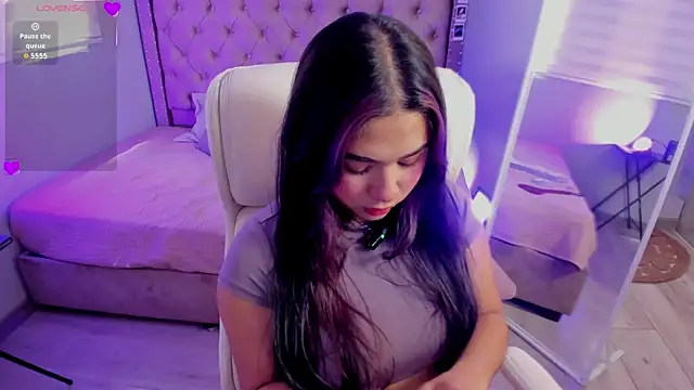 XXX chat uživo modela Mylarossi