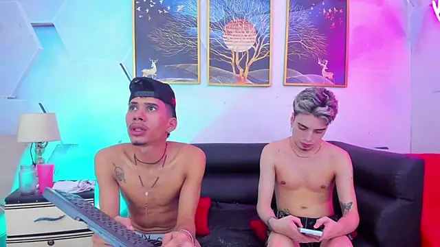 Show modela Alex_jeins_at na web-kameri