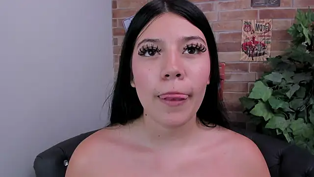 Онлайн чат XXX foxy_vera