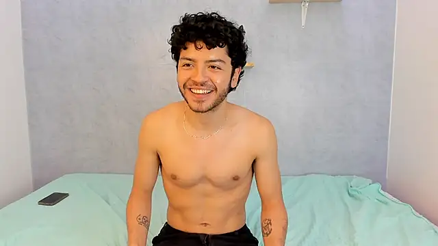 Chat XXX en directo de Eliotkinky