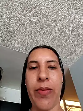 Chat +18 de Bonny_Klote ao vivo