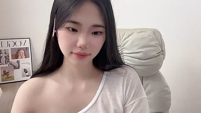 suki-1 live XXX chat