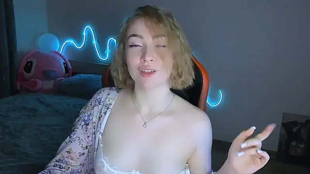 Chat +18 de LaraKrein_lk ao vivo