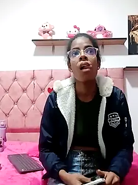 thianahorny Chat XXX in diretta