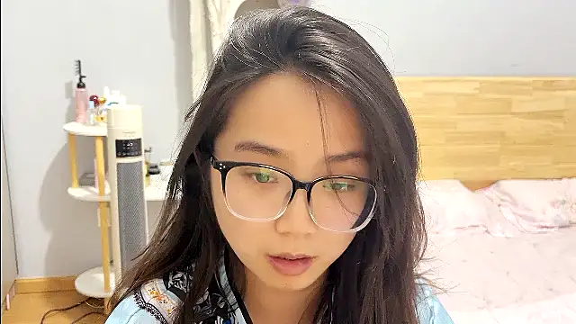 Hmm_0303 live XXX chat