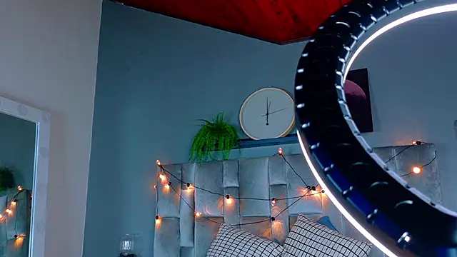 Miia_Anderson Chat XXX in diretta