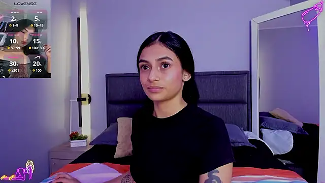 Chat +18 de lilith_petit_ ao vivo