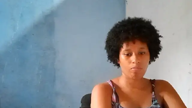 Chat +18 de MadelynStamant ao vivo