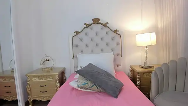 julietta_ross' Webcam Show