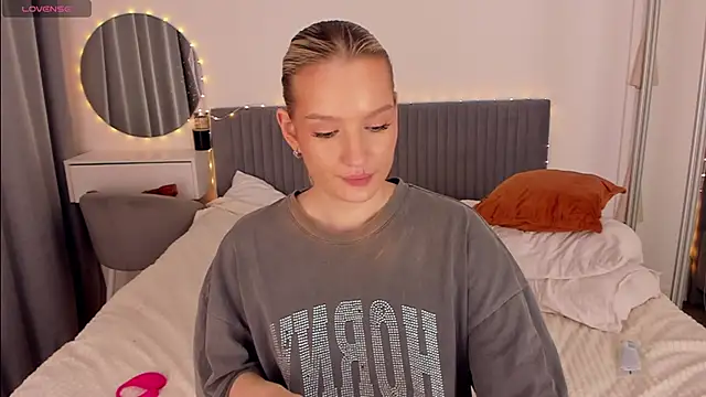 CassieRayss – Naživo XXX chat