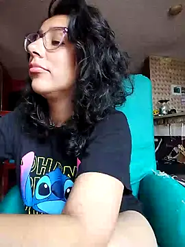 Im_Alma_ – Naživo XXX chat