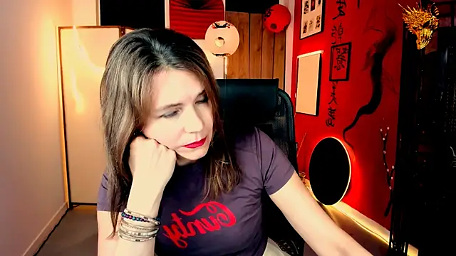 NicoleHitman – Naživo XXX chat