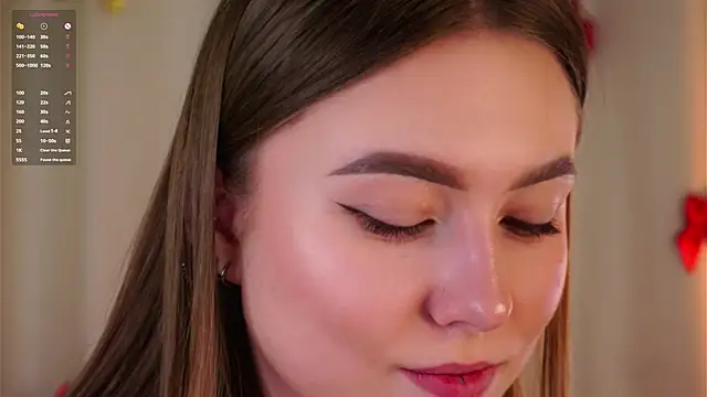 Chat +18 de LorileeRuetz ao vivo