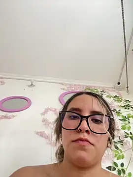 MANU_EF élő XXX-chatje