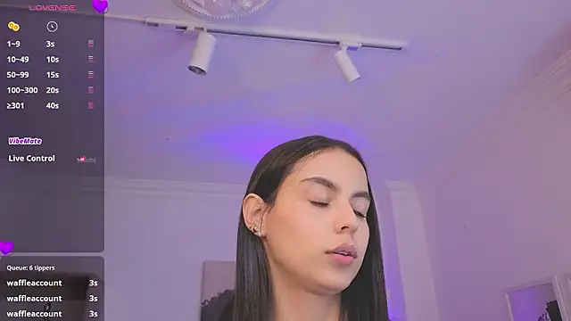 Aleejaa__: απευθείας συνομιλία ΧΧΧ