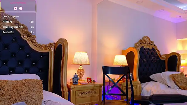 Chatroom XXX en direct de AdelinaVans