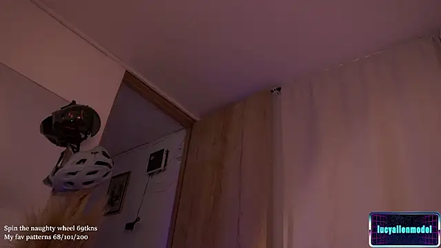 LucyAllenX লাইভ XXX চ্যাট